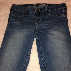 Hollister jeans size 5R